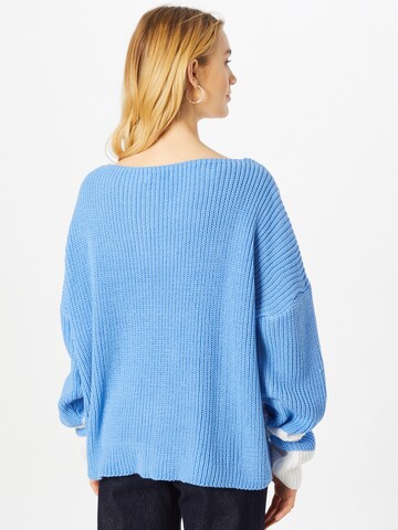 Femme Luxe Sweater 'Reign' in Blue