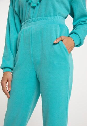 IZIA Tapered Hose in Blau