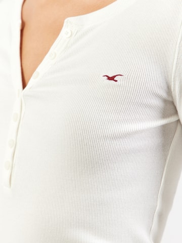HOLLISTER - Camiseta en blanco