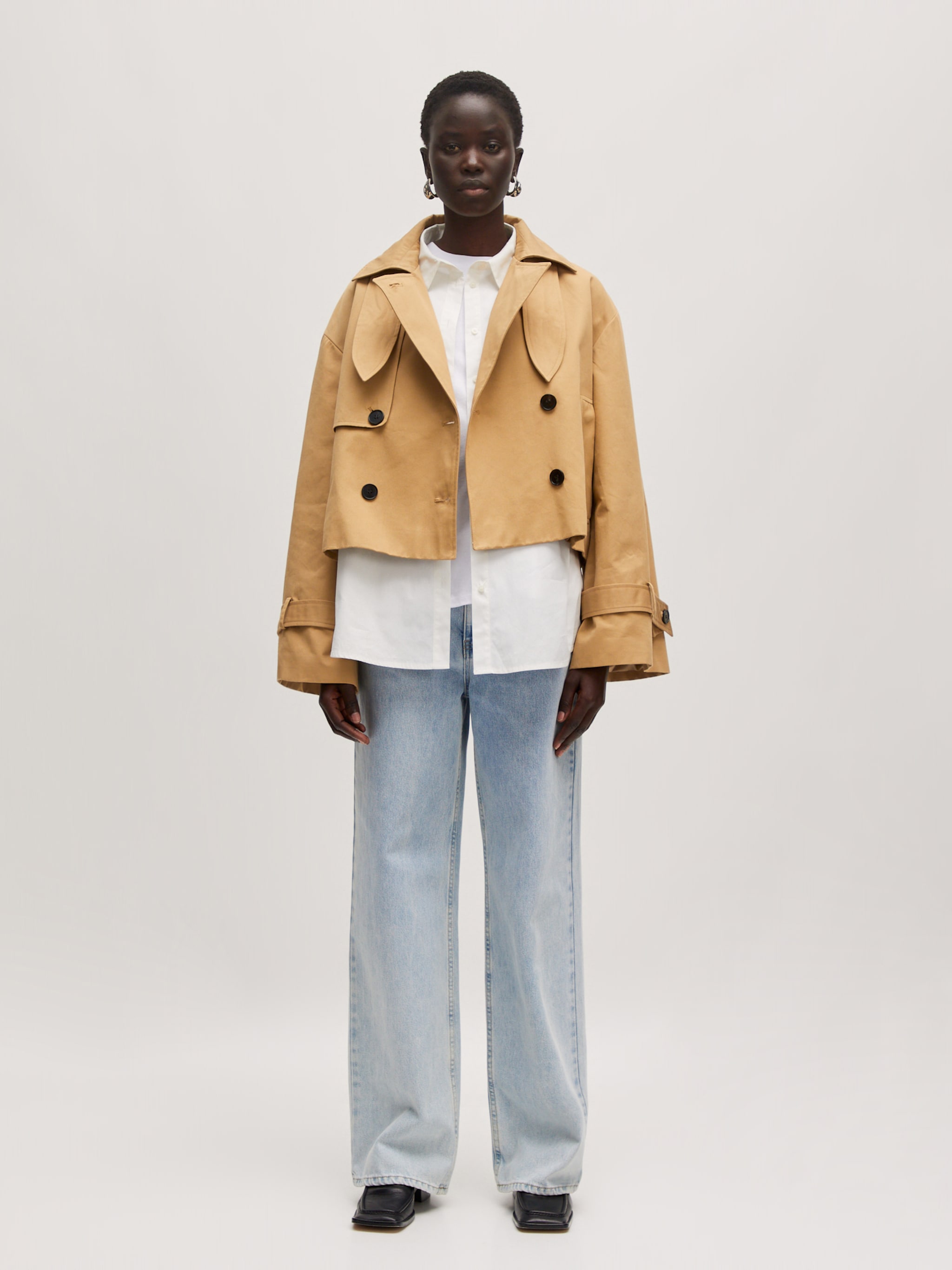 EDITED Producten Tussenjas 'Rosa' Beige
