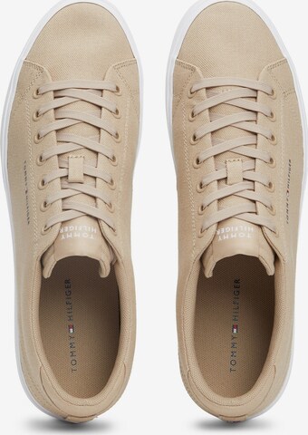 Sneaker low 'Essential' de la TOMMY HILFIGER pe bej