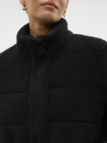 VERO MODA Winterjas 'Sirid' in Zwart