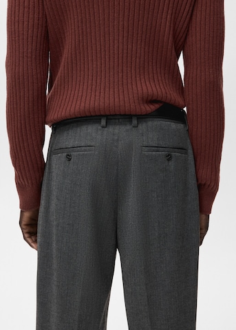 MANGO MAN Regular Pleated Pants 'Zeal' in Grey