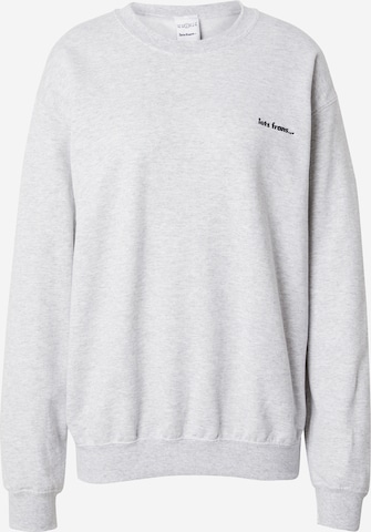 iets frans Sweatshirt in Grey: front