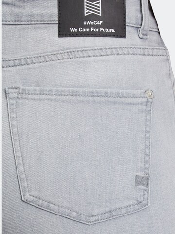FUTURE:PEOPLE. Slimfit Jeans '03:00' in Grau