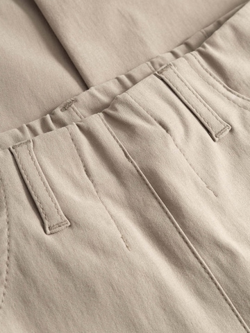 LAURIE Regular Trousers 'Kelly' in Beige