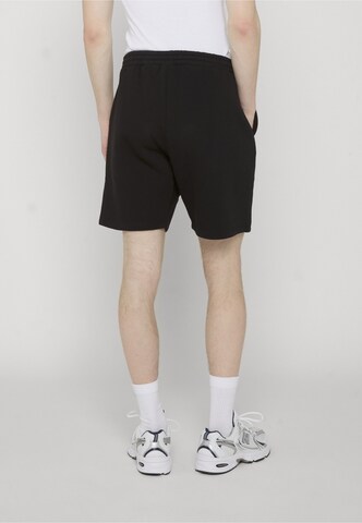 UMBRO Regular Sporthose in Schwarz