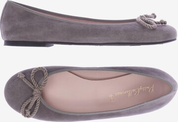 PRETTY BALLERINAS Flats & Loafers in 39,5 in Grey: front