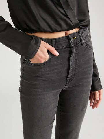 DKNY Flared Jeans 'BOREUM' in Grau