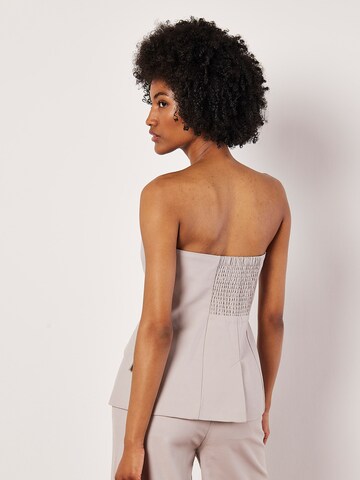 Gilet Apricot en gris