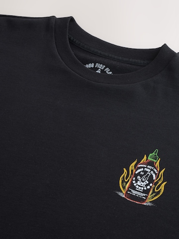 Next - Camiseta en negro