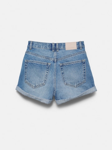 Pull&Bear Regular Shorts in Blau