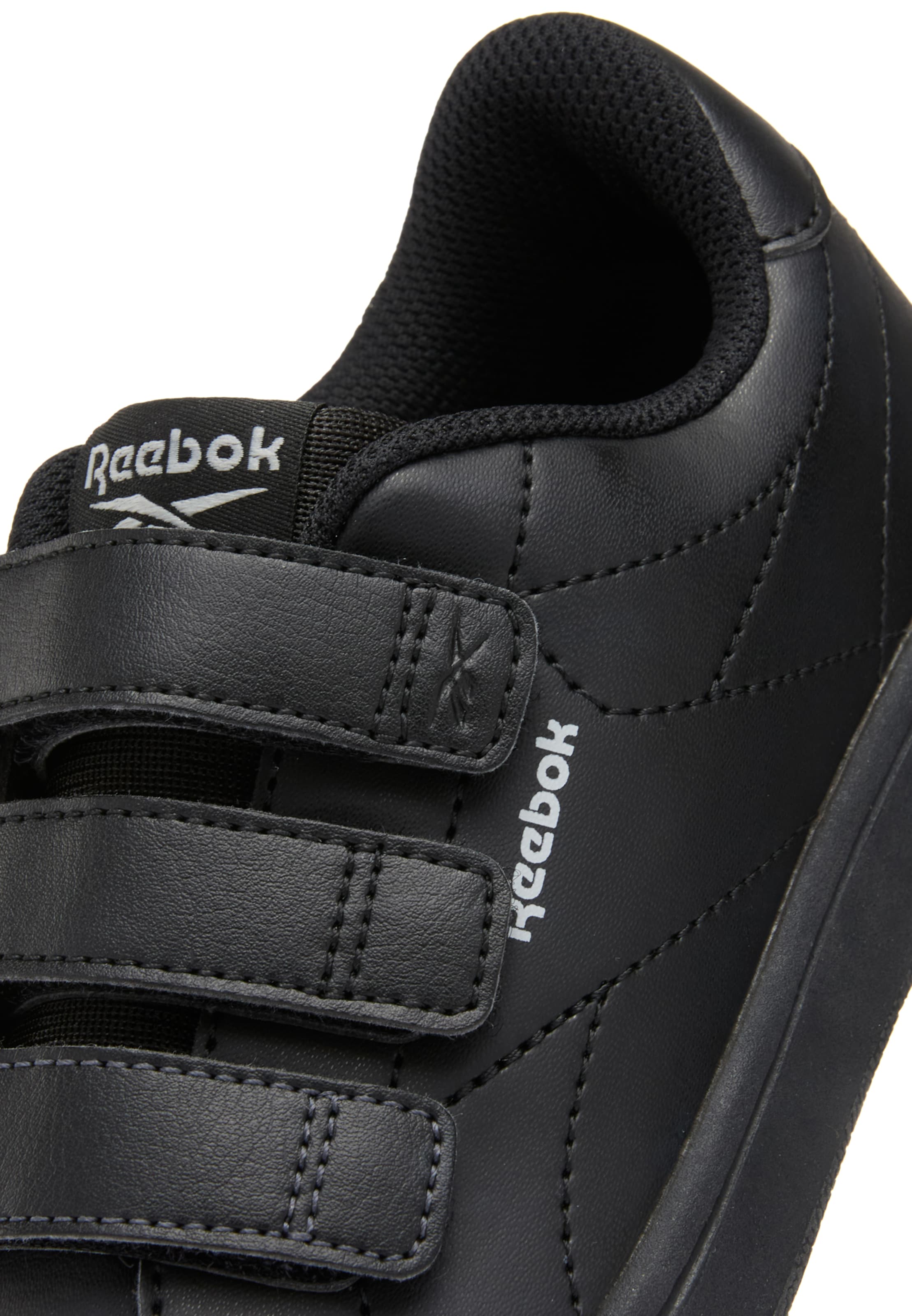 Reebok Sneakers in Black