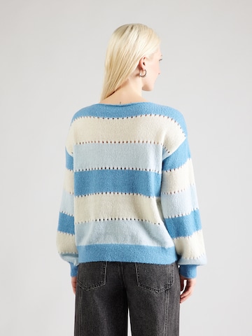 VILA Пуловер в синьо