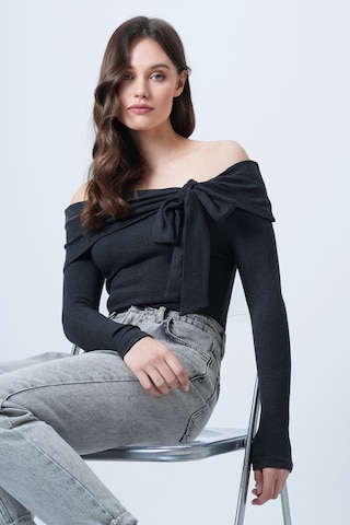 Trend Alaçatı Stili Shirt in Grau