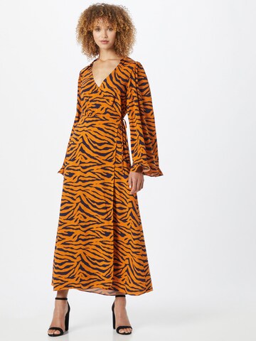 Robe River Island en marron : devant