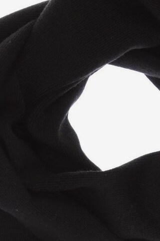 Olsen Scarf & Wrap in One size in Black