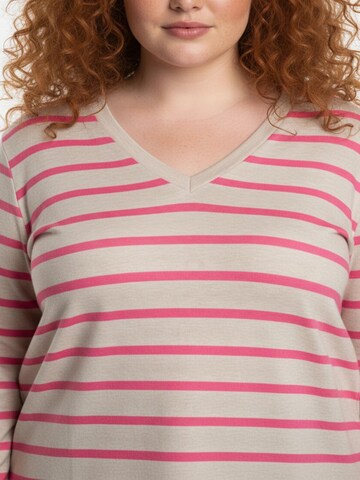 Shape Of You Blouse in Roze