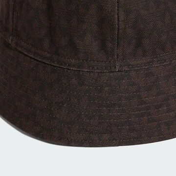 ADIDAS ORIGINALS Hoed in Bruin