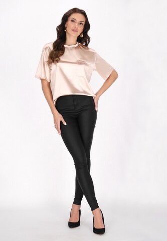 faina Shirt in Oranje