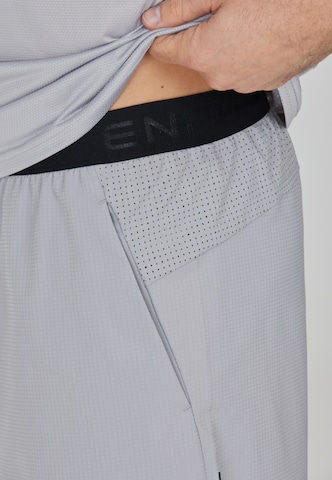 ENDURANCE Regular Sportshorts 'Air' in Grau