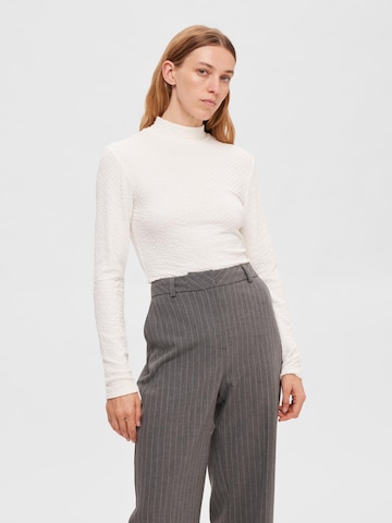 SELECTED FEMME Shirts 'Ginny' i hvid: forside