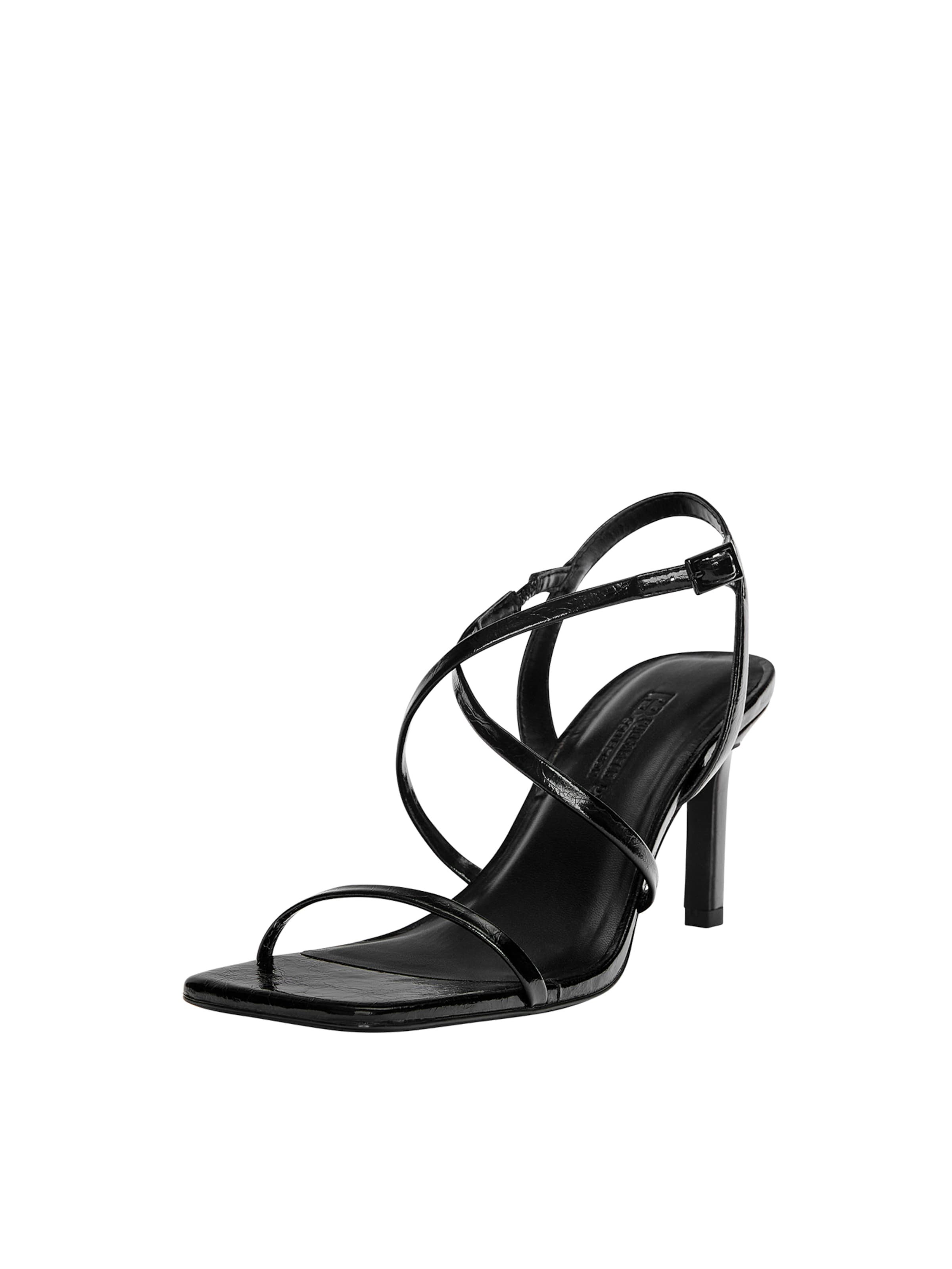 Pull&Bear Pántos szandál - fekete: elől