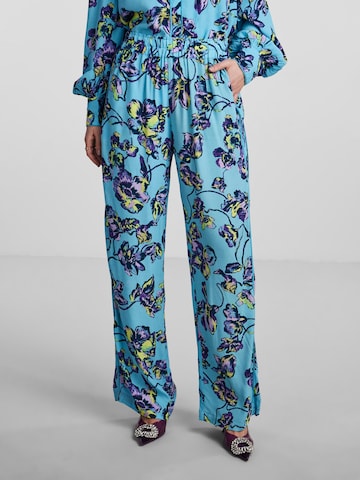 Y.A.S Wide leg Broek 'Topaz' in Blauw: voorkant