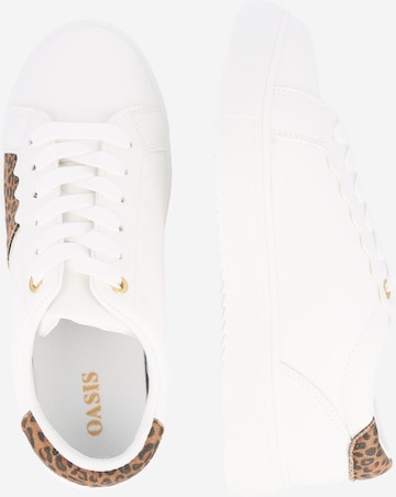 Oasis Låg sneaker i vit