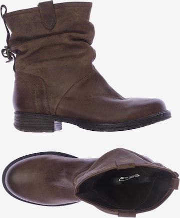 SPM Dress Boots in 40 in Brown: front