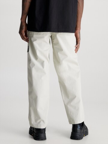 Calvin Klein Jeans Regularen Hlače | bež barva
