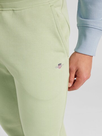 GANT Tapered Broek in Groen