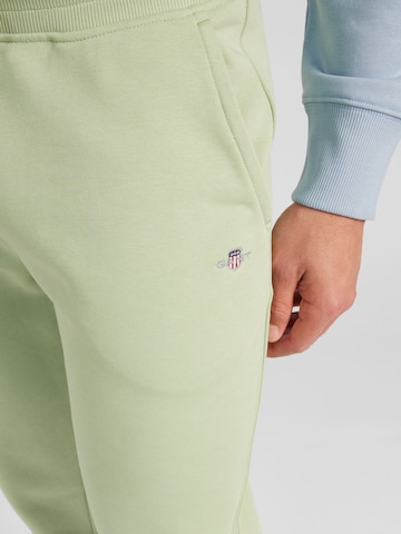 GANT Zwężany krój Spodnie w kolorze zielony