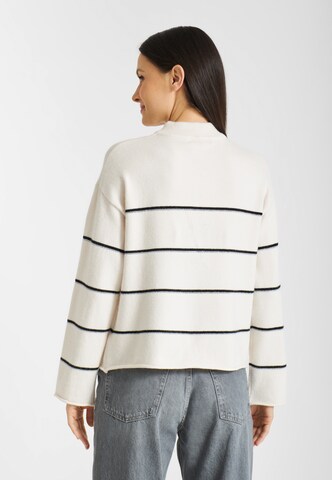 Frieda & Freddies NY Pullover in Weiß