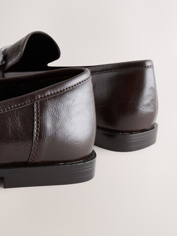 Slipper di Next in marrone