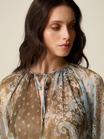 Camicia da donna di oltre in marrone