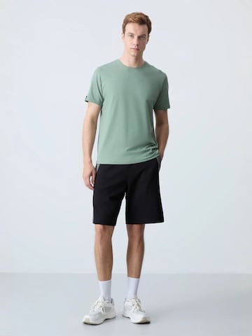 Regular Pantalon Tommy Life en noir