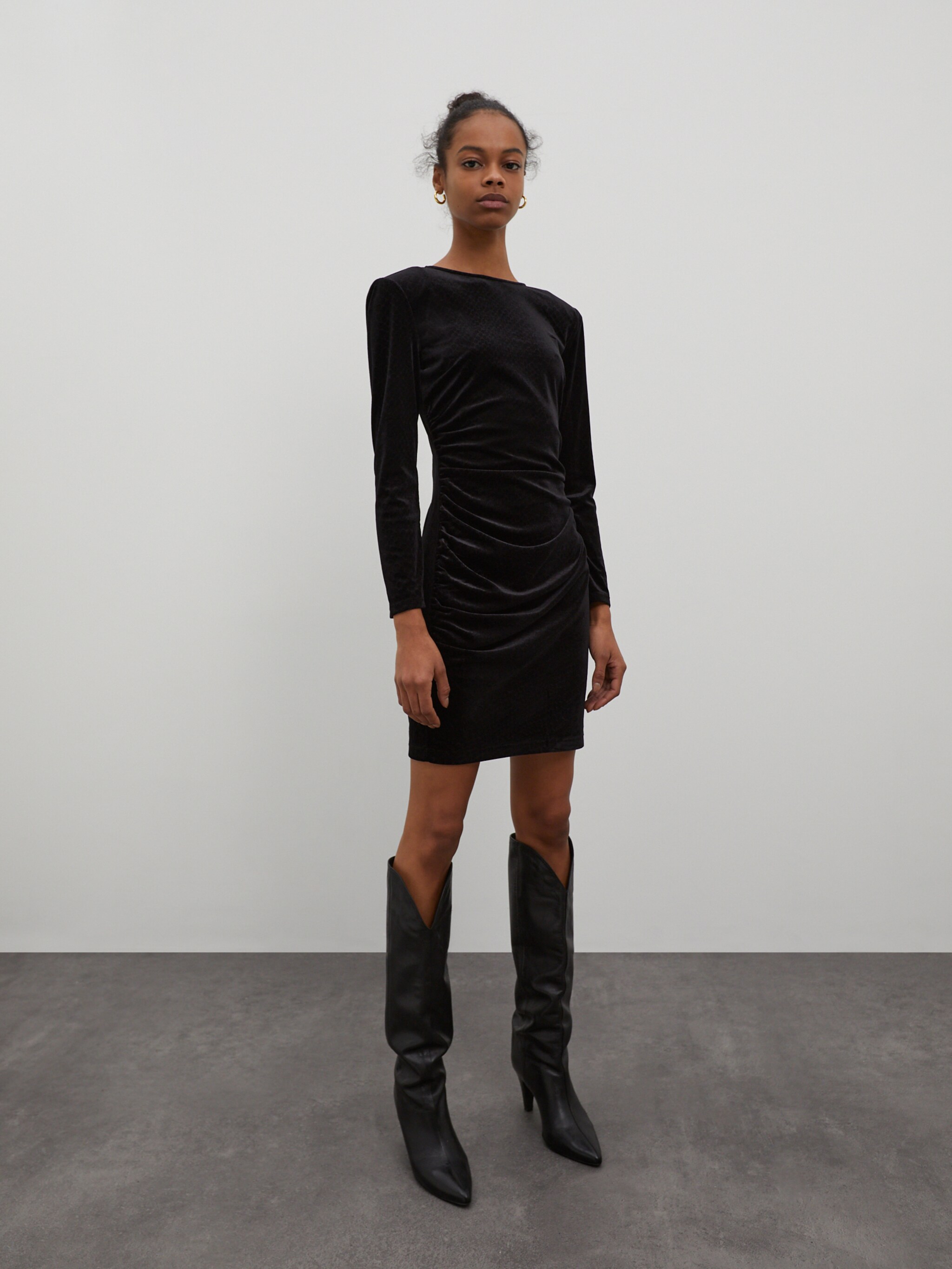 EDITED Produits Robe 'Agathe' noir