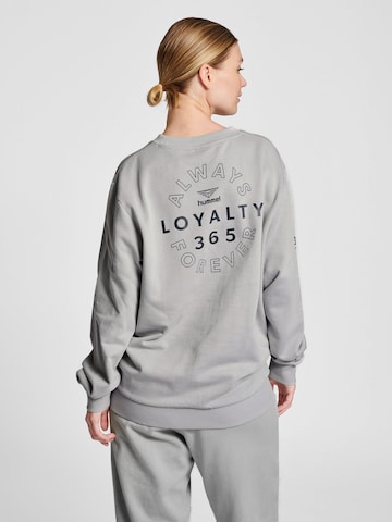 Hummel Athletic Sweatshirt in Grey