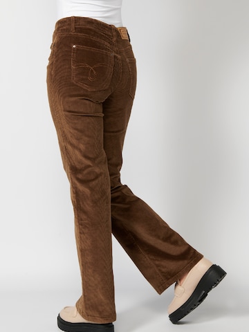 KOROSHI Flared Trousers in Brown