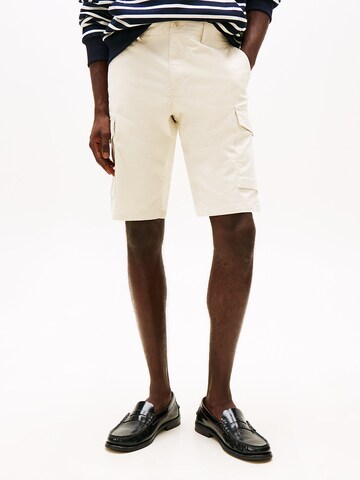 TOMMY HILFIGER Loose fit Cargo trousers 'John' in Beige: front