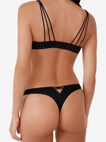 String di ETAM in nero