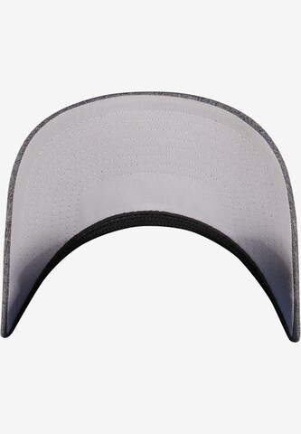 Casquette Flexfit en gris