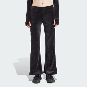 Evazați Pantaloni de la ADIDAS ORIGINALS pe negru: față