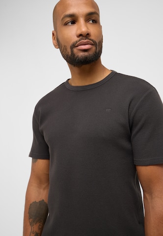 MUSTANG T-Shirt 'Austin' in Schwarz