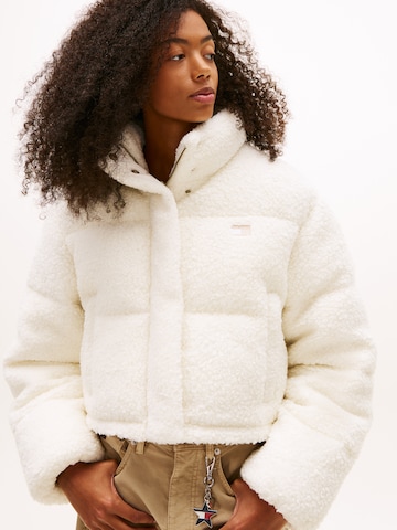 Tommy Jeans Prehodna jakna | bela barva