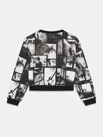 GUESS Sweatshirt in Black