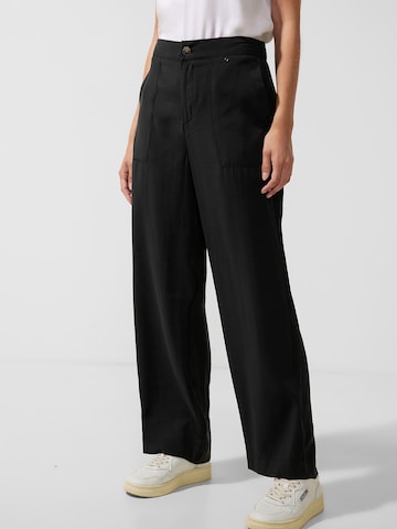 STREET ONE Loose fit Pants in Black: front