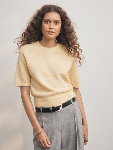 Next - Pullover em amarelo: frente
