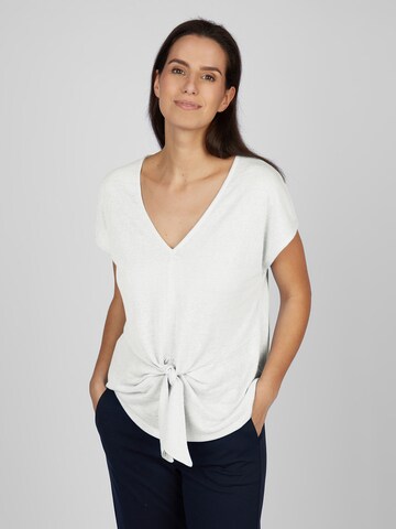 Lovely Sisters Shirt 'Tomi' in White: front